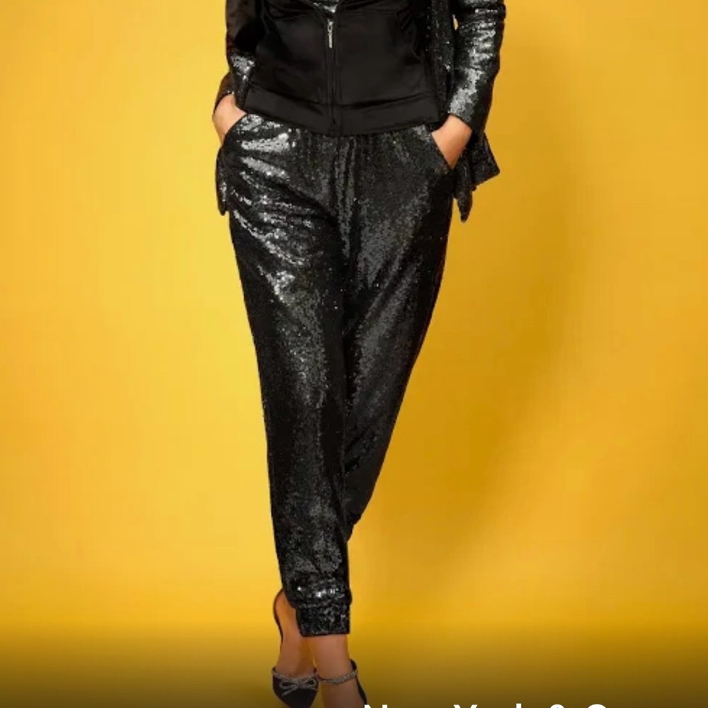 Mid-Rise Sequin Jogger Ankle Pant